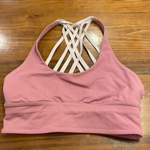 Lululemon sports bra